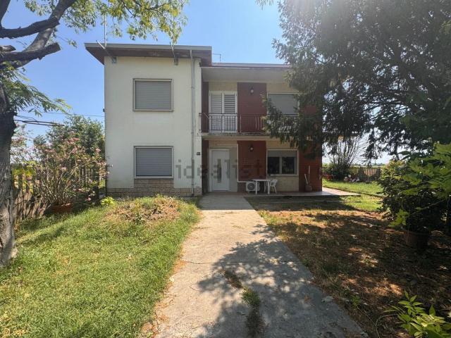Villetta indipendente in vendita di 200 m² in Via Moranda