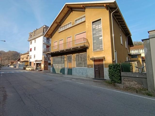 Villetta indipendente in vendita di 200 m² in Via Matteotti