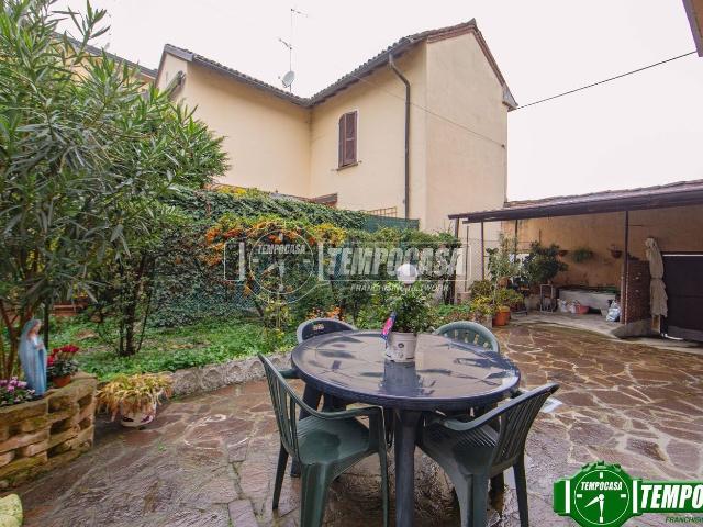 Villetta indipendente in vendita di 200 m² in Via Milazzo