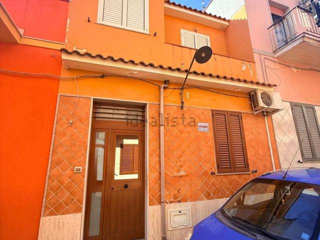 Villetta indipendente in vendita di 200 m² in Via Napoleone, 183