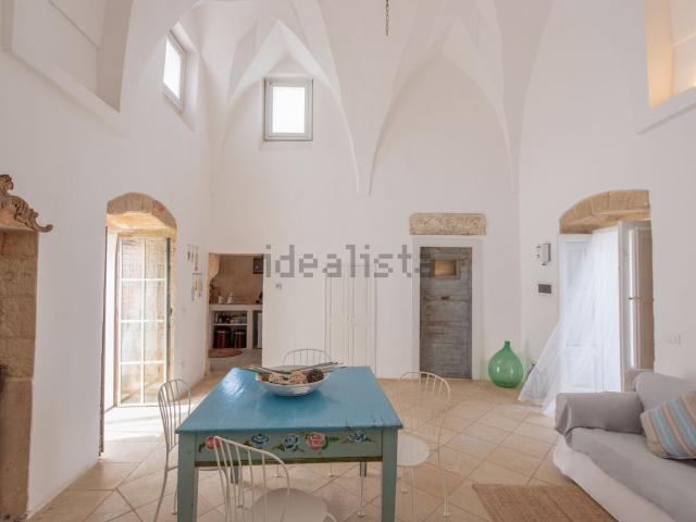 Villetta indipendente in vendita di 200 m² in Via Nicola de Lecce, 12