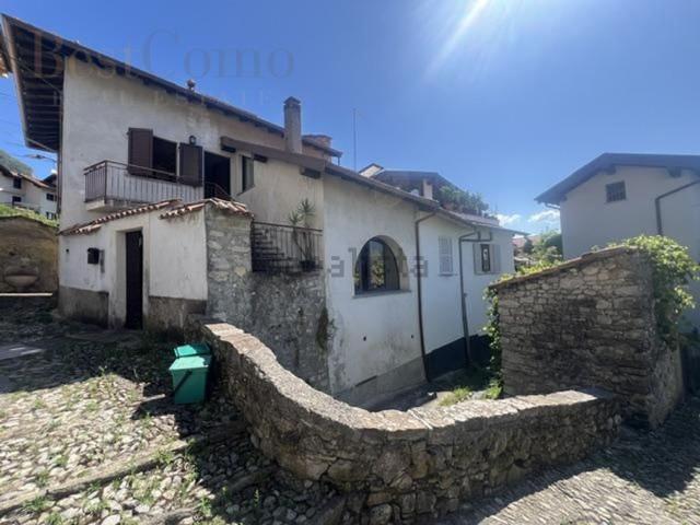 Villetta indipendente in vendita di 200 m² in Via Soccorso, 67