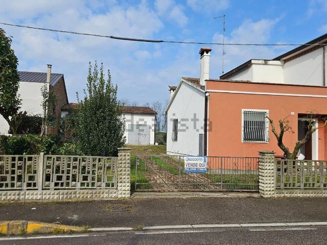 Villetta indipendente in vendita di 200 m² in Via Savarna, 99