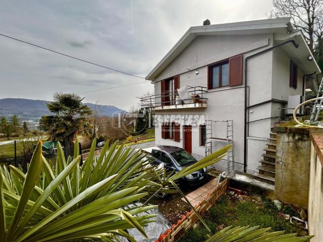Villetta indipendente in vendita di 200 m² in Via Sacra di San Michele