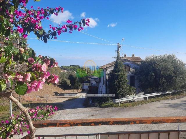 Villetta indipendente in vendita di 200 m² in Via San Martino, 129
