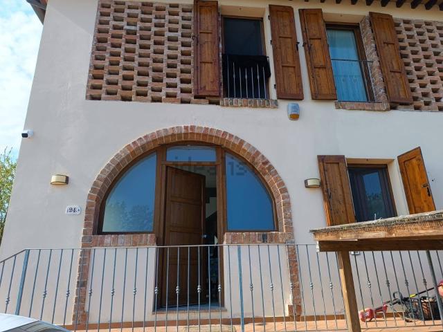 Villetta indipendente in vendita di 200 m² in Via Sanminiatese