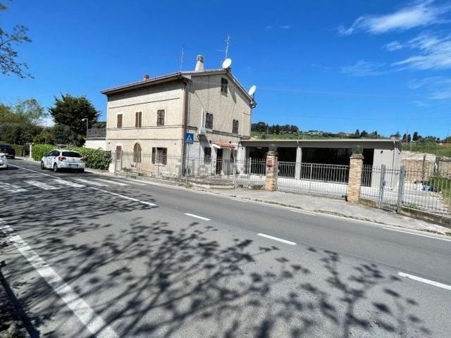 Villetta indipendente in vendita di 200 m² in Via Silvio Pellico, 3