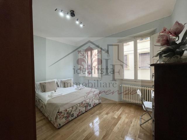 Villetta indipendente in vendita di 200 m² in Via Pisana