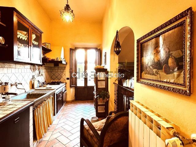 Villetta indipendente in vendita di 200 m² in Via Pistoiese, 190