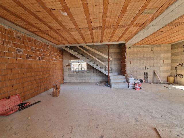 Villetta indipendente in vendita di 200 m² in Via Roma