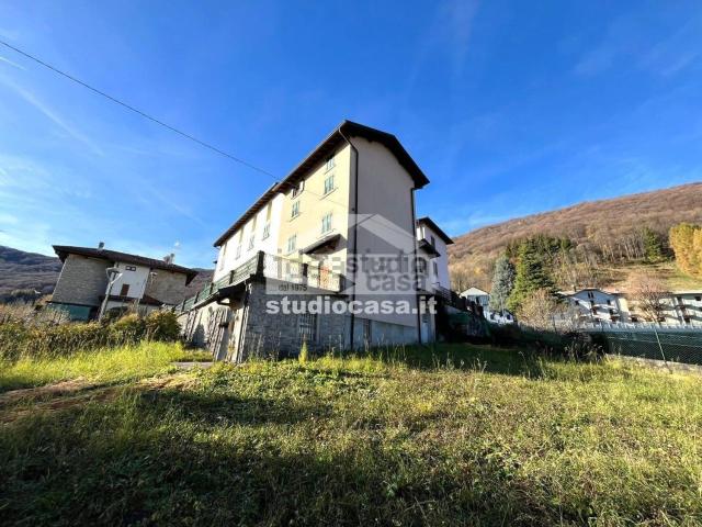 Villetta indipendente in vendita di 200 m² in Via Roma