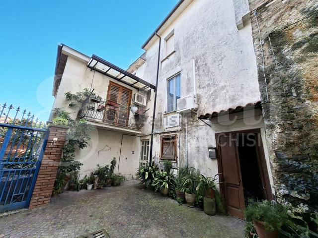 Villetta indipendente in vendita di 200 m² in Via Roma, 9