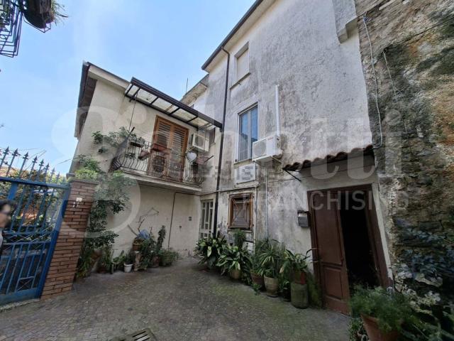 Villetta indipendente in vendita di 200 m² in Via Roma, 9