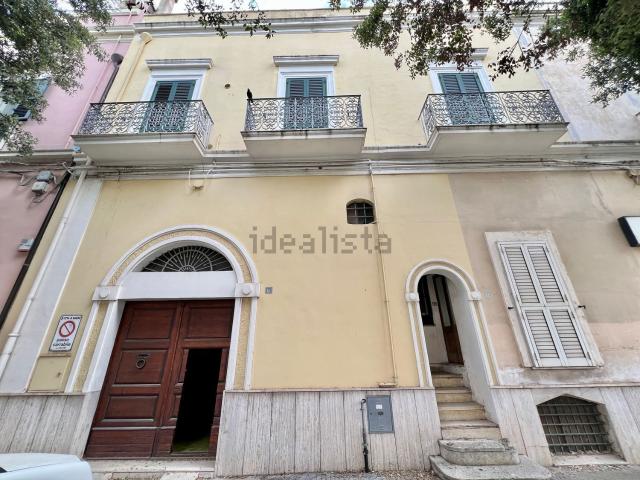Villetta indipendente in vendita di 200 m² in Via Roma, 113