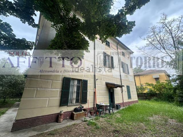 Villetta indipendente in vendita di 200 m² in Via Roma