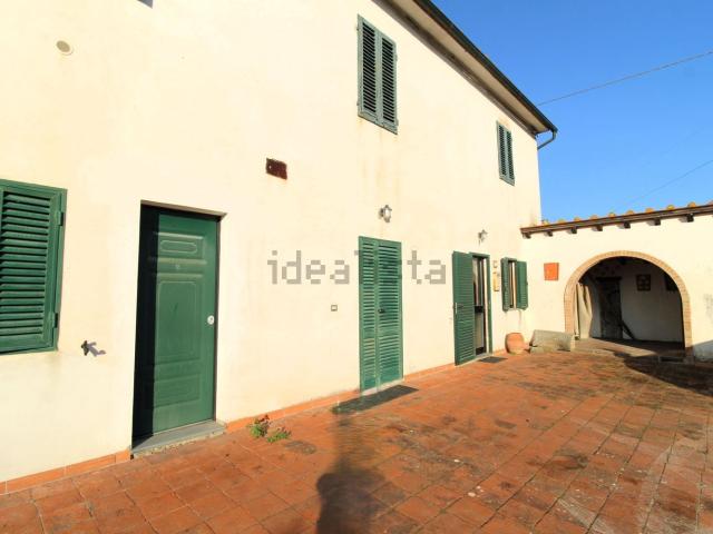 Villetta indipendente in vendita di 200 m² in Via Romana Vecchia