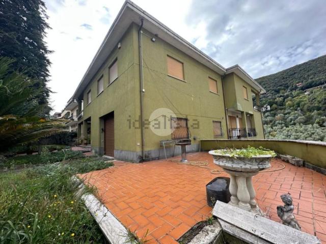 Villetta indipendente in vendita di 200 m² in Via Romana, 3