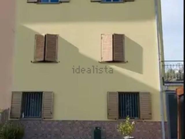 Villetta indipendente in vendita di 200 m² in Via Riva