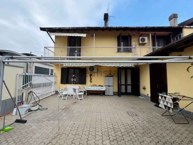 Villetta indipendente in vendita di 200 m² in Via Teresa Casati