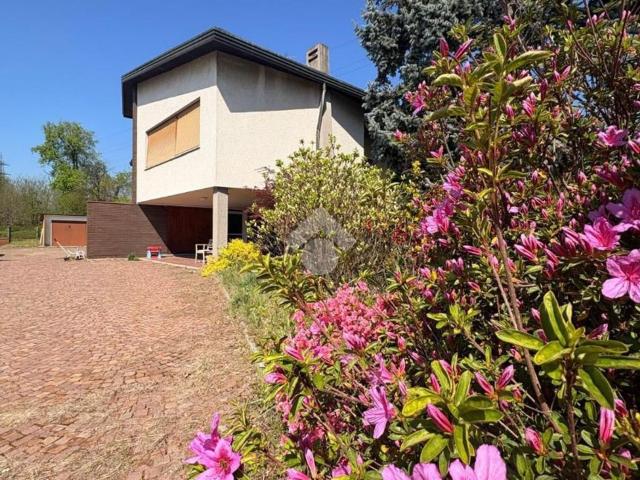 Villetta indipendente in vendita di 200 m² in Via Trento, 60