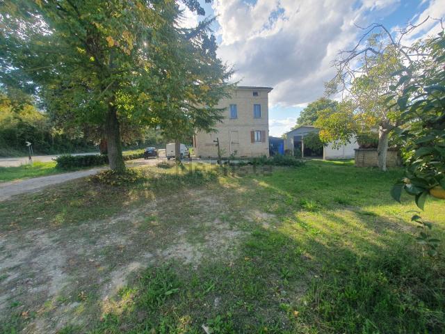 Villetta indipendente in vendita di 200 m² in Via Valdaso