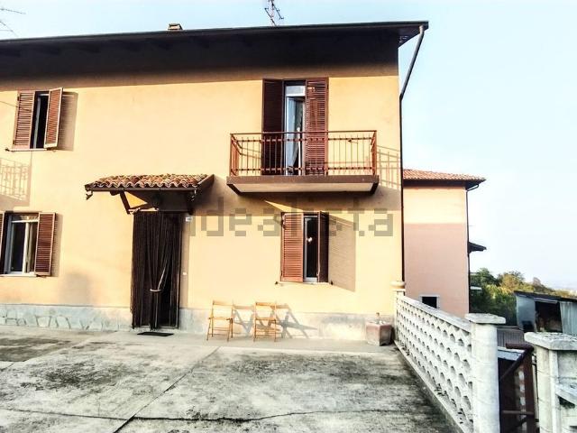 Villetta indipendente in vendita di 200 m² in Via VITTORIO EMANUELE