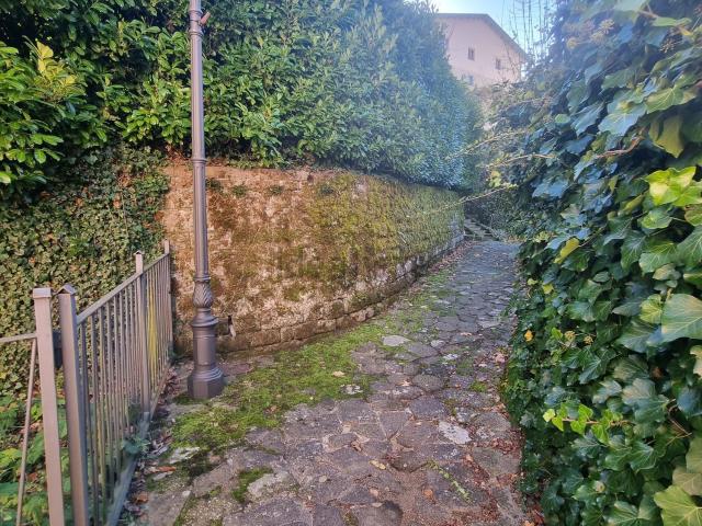 Villetta indipendente in vendita di 200 m² in Viale Europa, 26