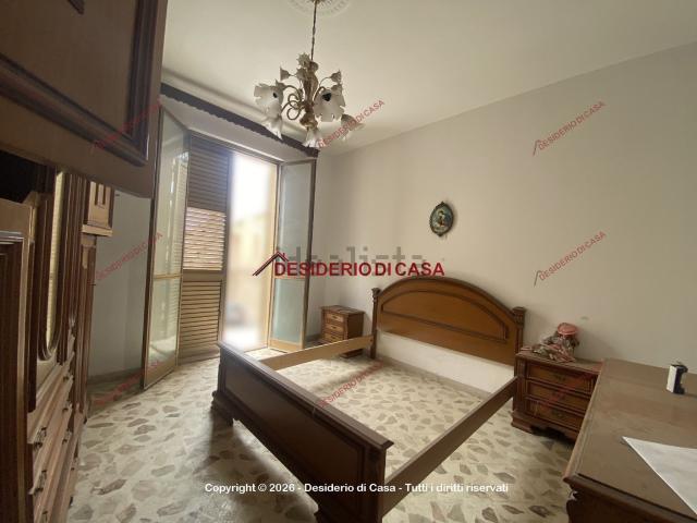 Villetta indipendente in vendita di 200 m² in Viale Europa, 64