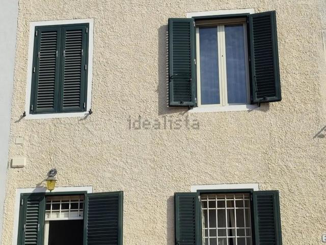 Villetta indipendente in vendita di 200 m² in Viale G. Puccini, 800