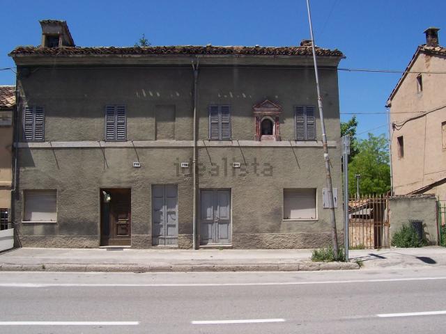 Villetta indipendente in vendita di 200 m² in Borgo Nicolò Peranzoni, 196