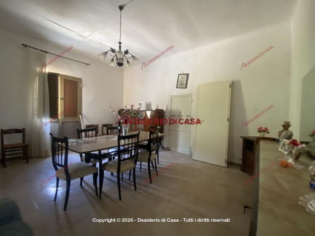 Villetta indipendente in vendita di 200 m² in Contrada Pispisia, 400