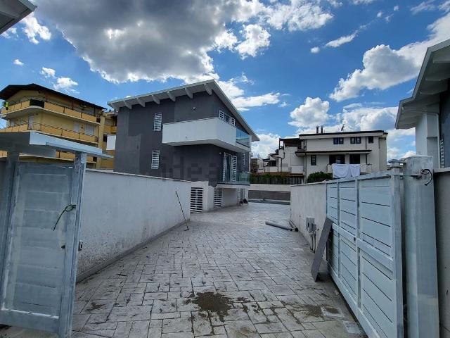 Villetta indipendente in vendita di 200 m² in Piazza Giuseppe Mazzini
