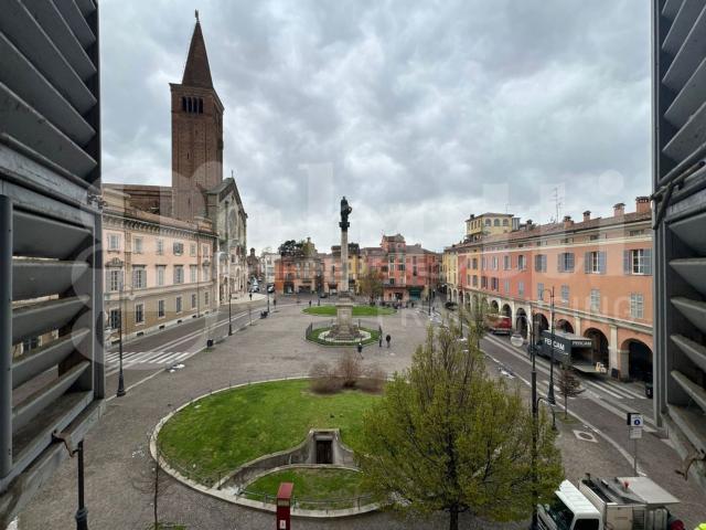 Villetta indipendente in vendita di 200 m² in Piazza Duomo, 26