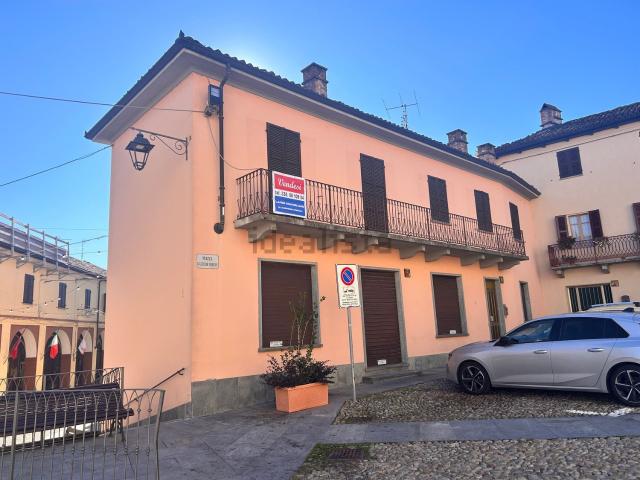 Villetta indipendente in vendita di 200 m² in Piazza Marconi, 1