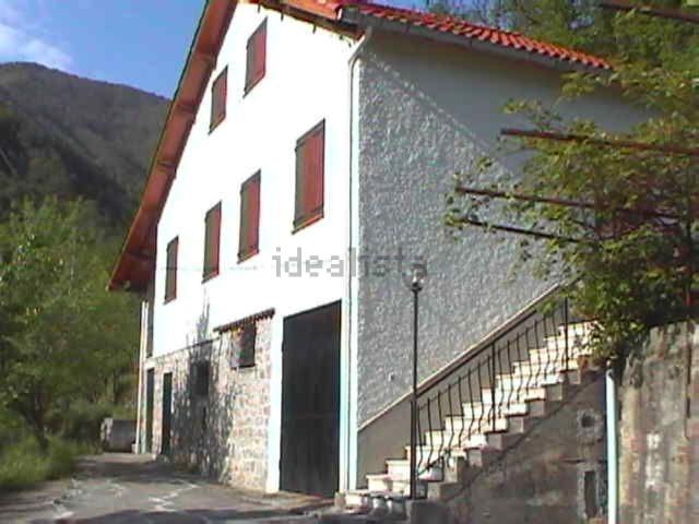 Villetta indipendente in vendita di 200 m² in Strada Bellando
