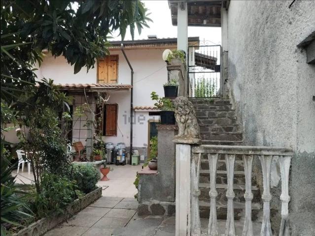 Villetta indipendente in vendita di 200 m² in Contrada Savino