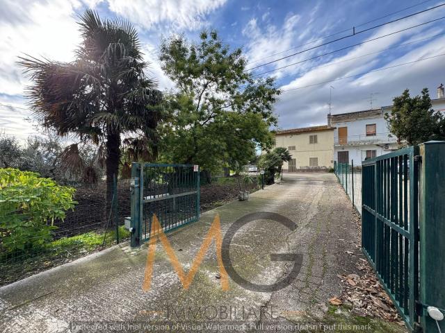 Villetta indipendente in vendita di 200 m² in Strada Provinciale 112
