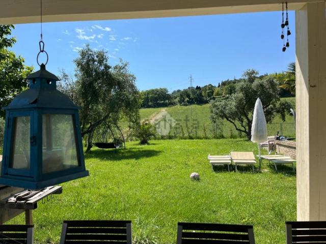Villetta indipendente in vendita di 200 m² in Strada Valle dei Castagni