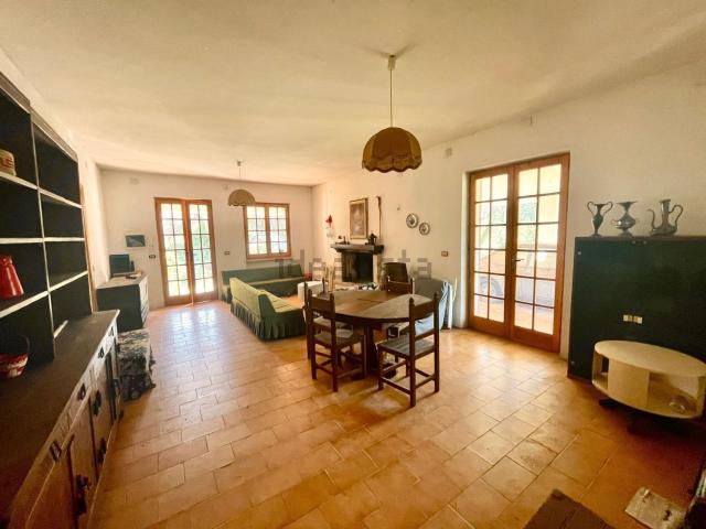 Villetta indipendente in vendita di 200 m² in Strada Vicinale Badde Pedrosa Taniga