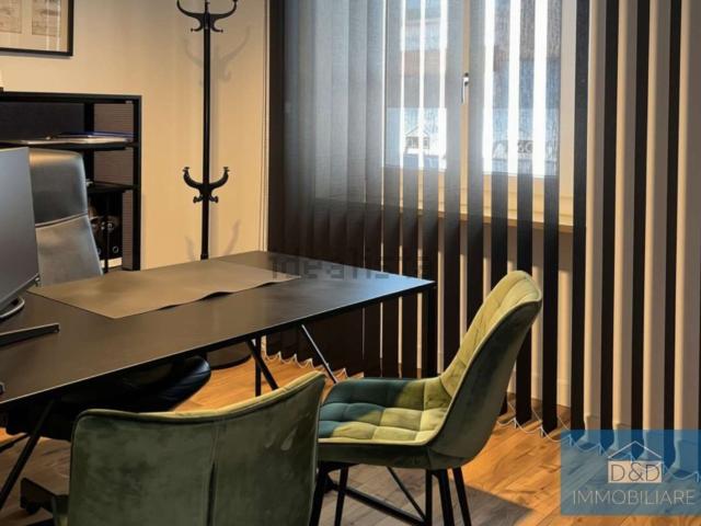 Villetta indipendente in vendita di 201 m² in Via Cavour, 36