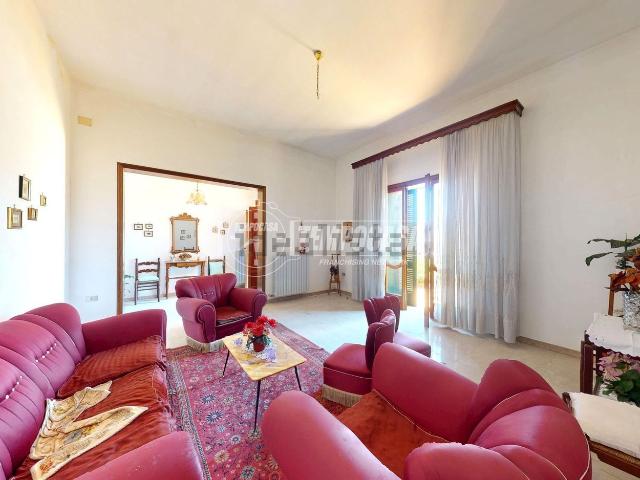 Villetta indipendente in vendita di 201 m² in Via Giacomo Matteotti, 111