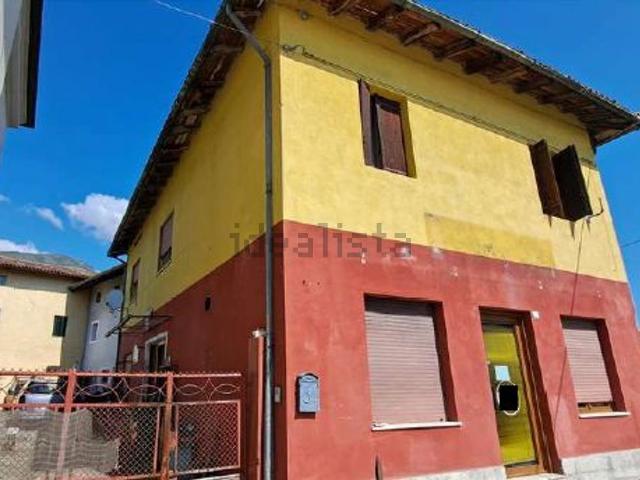 Villetta indipendente in vendita di 201 m² in Via delle Cave, 1