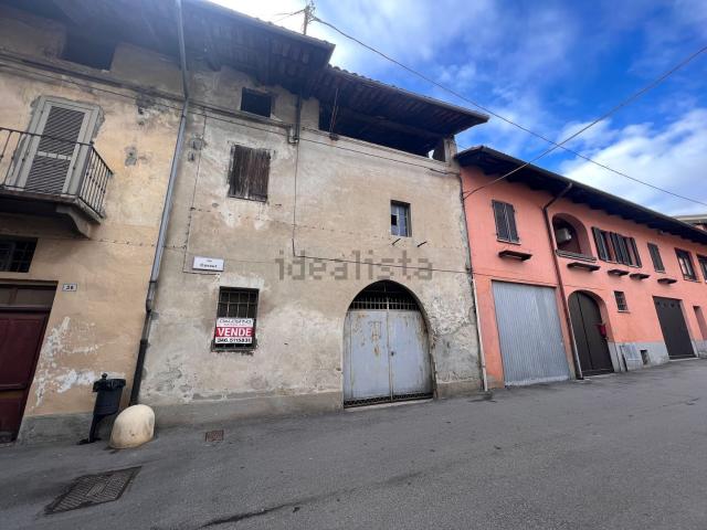 Villetta indipendente in vendita di 202 m² in Via Cavour, 28