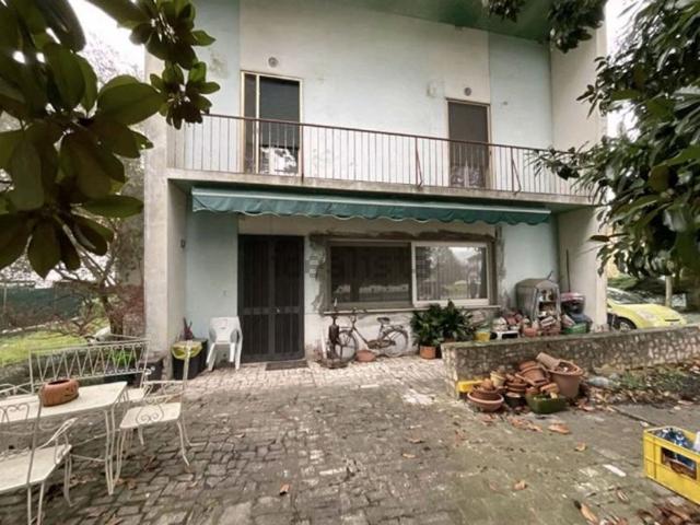 Villetta indipendente in vendita di 202 m² in Via del Mare