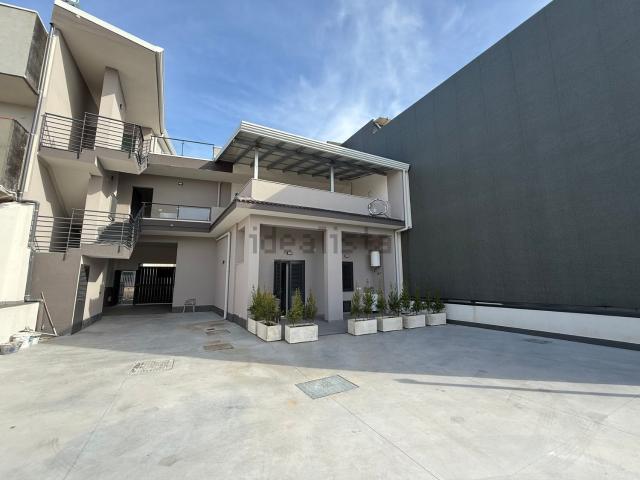 Villetta indipendente in vendita di 202 m² in Via sottotenente Vincenzo Barbagallo, 121