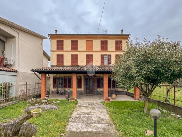 Villetta indipendente in vendita di 203 m² in Via alla Chiesa, 25