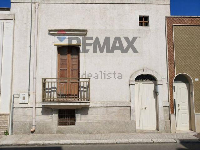 Villetta indipendente in vendita di 203 m² in Via San Maria di Camera, 31