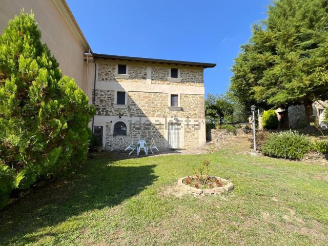 Villetta indipendente in vendita di 203 m² in Via Valle Panara Riomolle