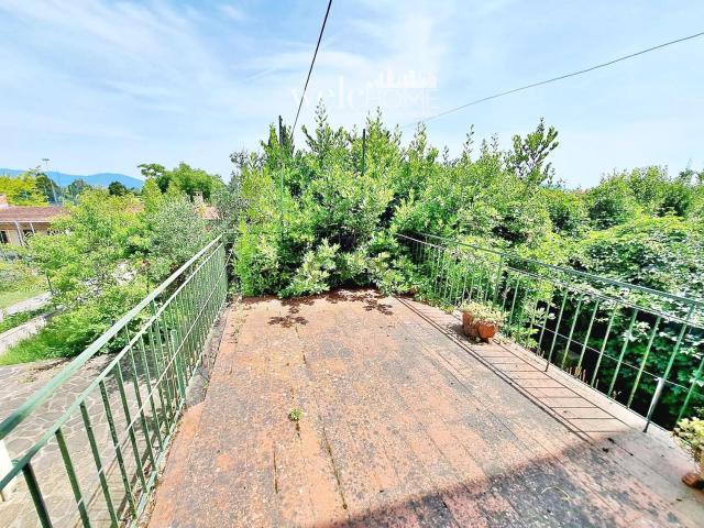 Villetta indipendente in vendita di 204 m² in Via Enrico Berlinguer