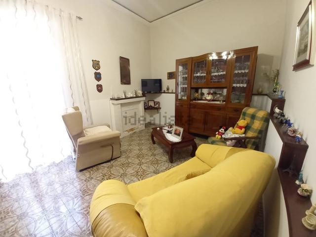 Villetta indipendente in vendita di 204 m² in Via Vincenzo Caliendo